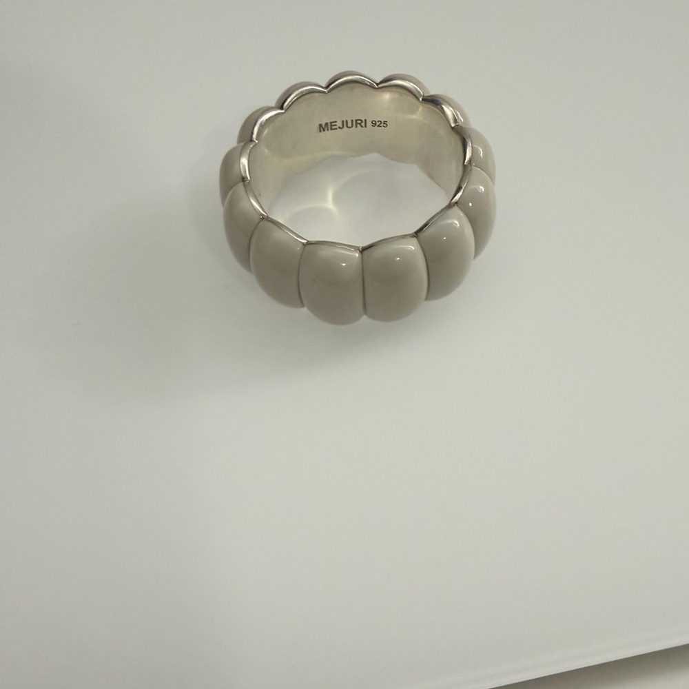 Mejuri Cream and Silver Band Ring